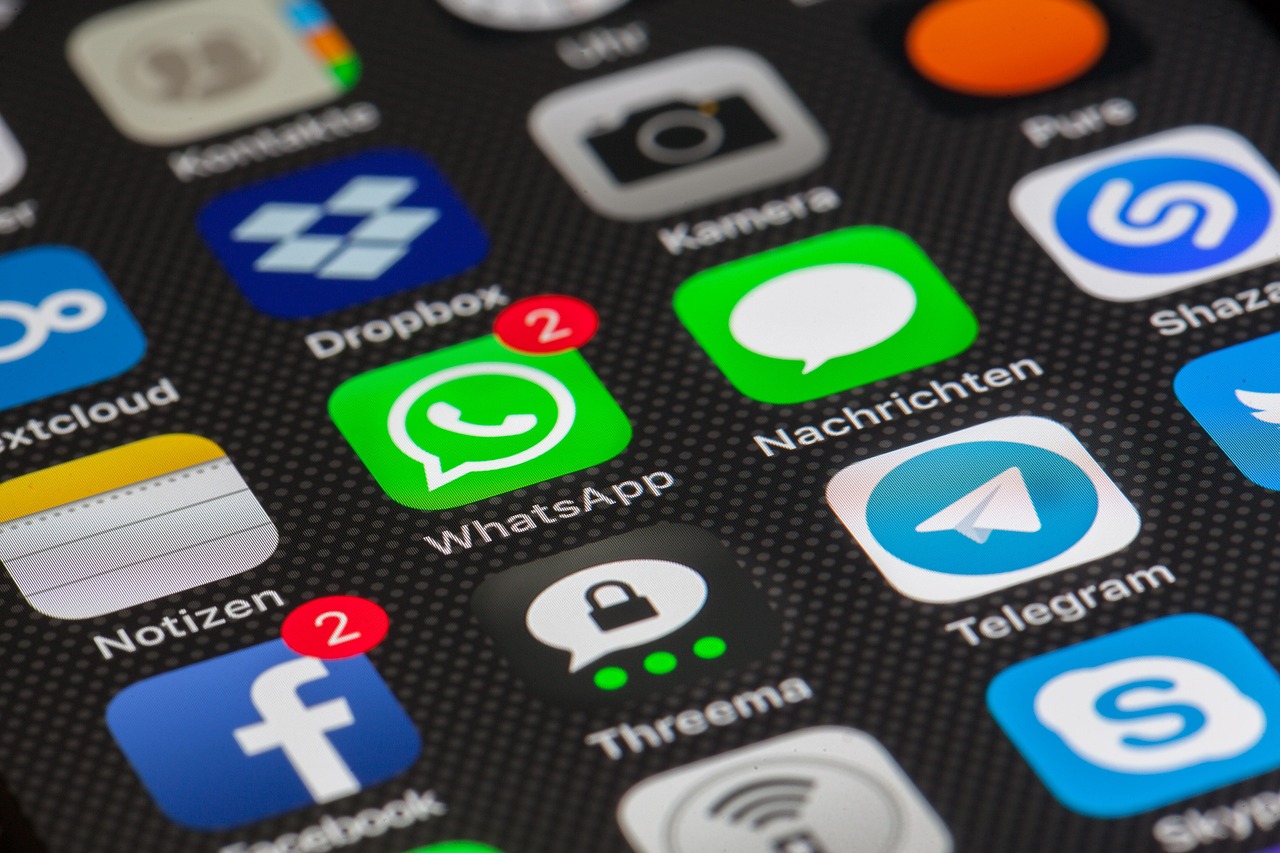 entdecken sie die welt der sozialen medien: tipps, trends und strategien, um ihre online-präsenz zu stärken und mit ihrem publikum in kontakt zu treten. erfahren sie, wie sie soziale netzwerke effektiv nutzen können.